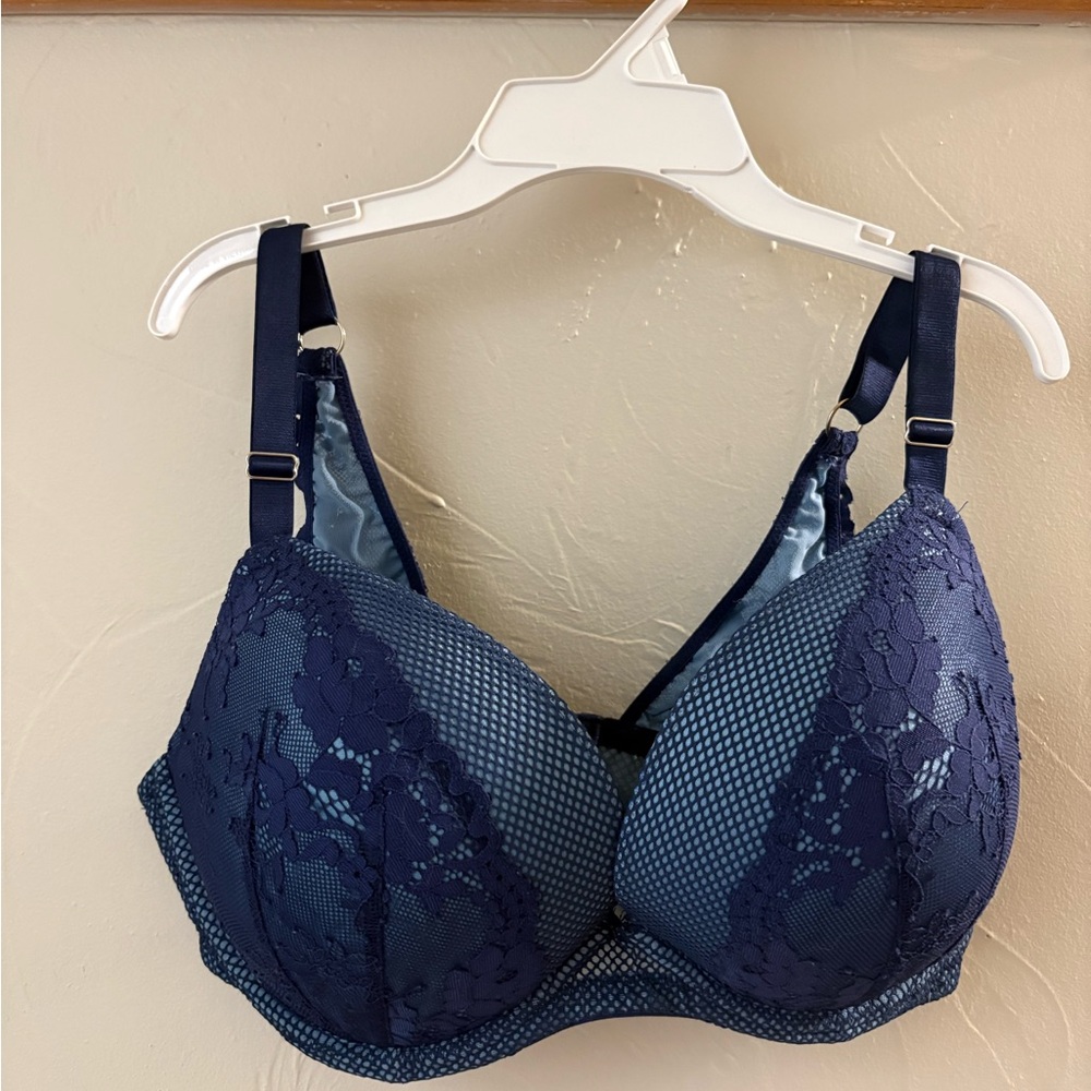 Super Sexy Navy Lace Push-Up Bra
